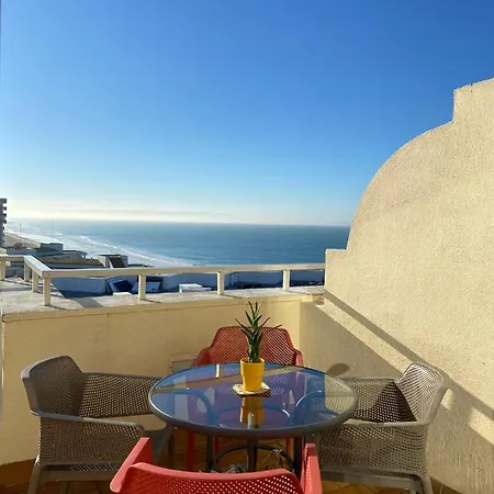 Atico Loft Playa Victoria * Кадис