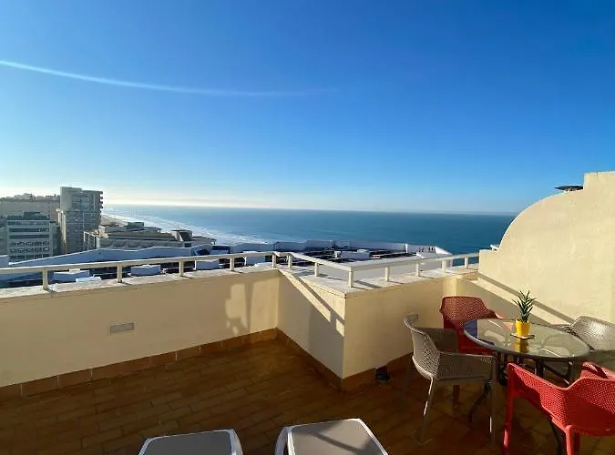 Apartmán Atico Loft Playa Victoria *