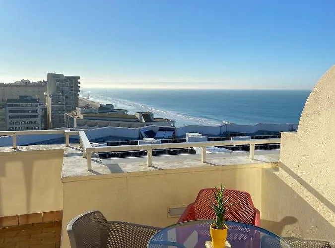 Atico Loft Playa Victoria *